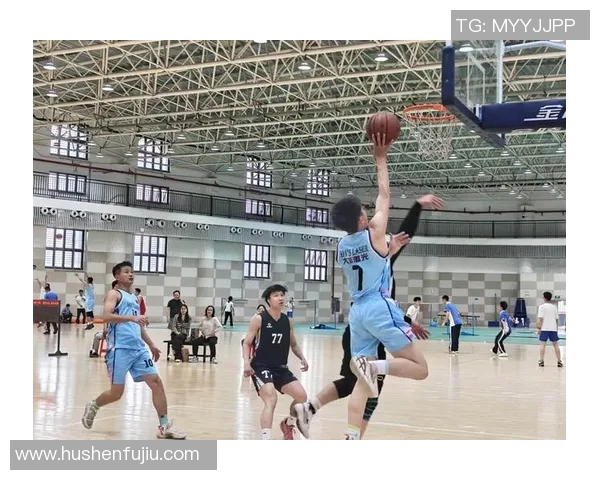 深圳篮球队的拼搏之路：一段不屈不挠的奋斗纪实与荣耀回顾